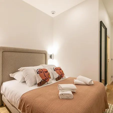 Appartement Mba - Felix Faure Luxury Proche Tour Eiffel