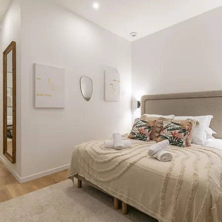 Appartement Mba - Felix Faure Luxury Proche Tour Eiffel Paris